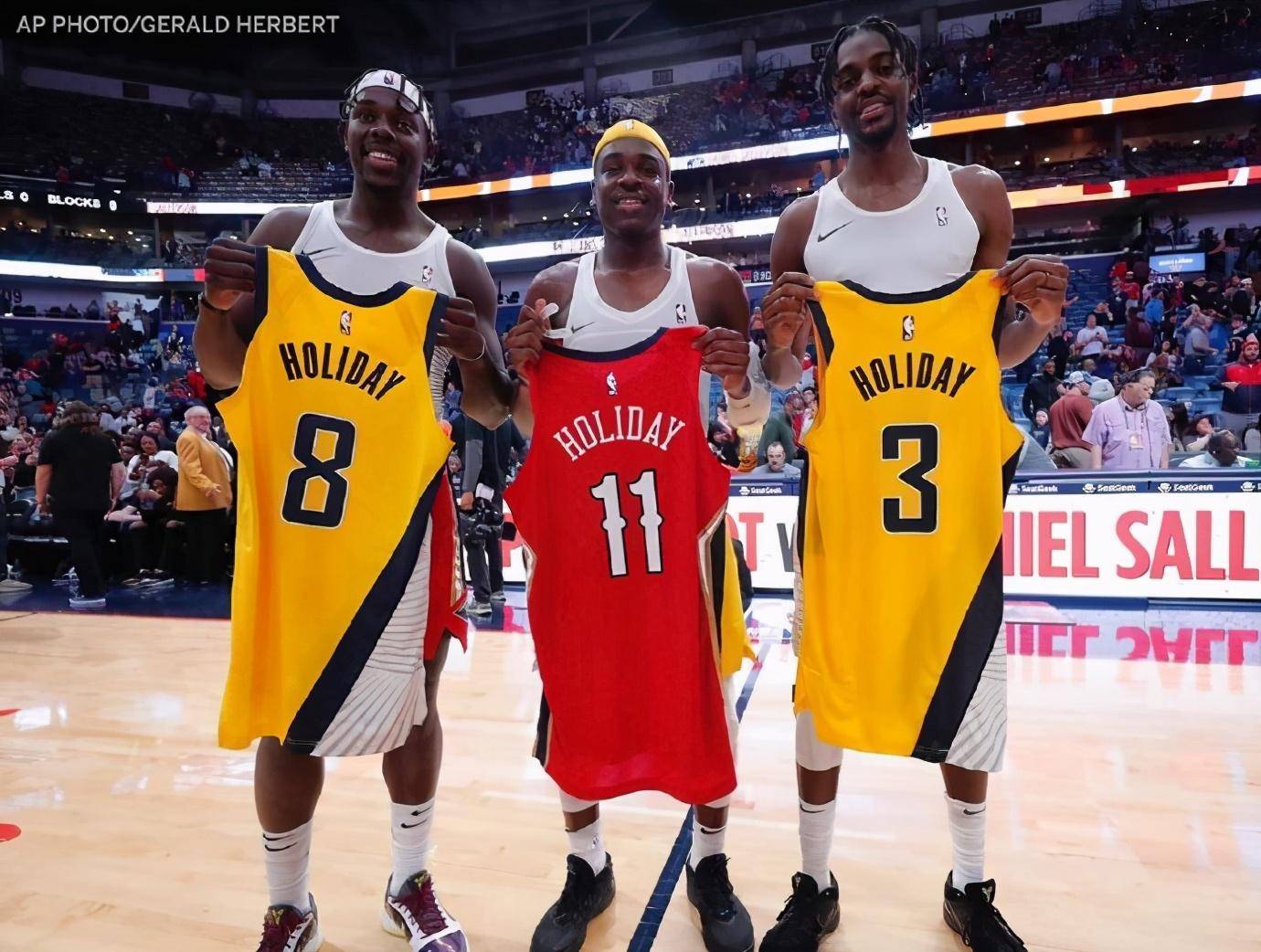 包含天津队完胜尼克斯,霍勒迪扛起全队的词条 包含天津队完胜尼克斯,霍勒迪扛起全队的词条