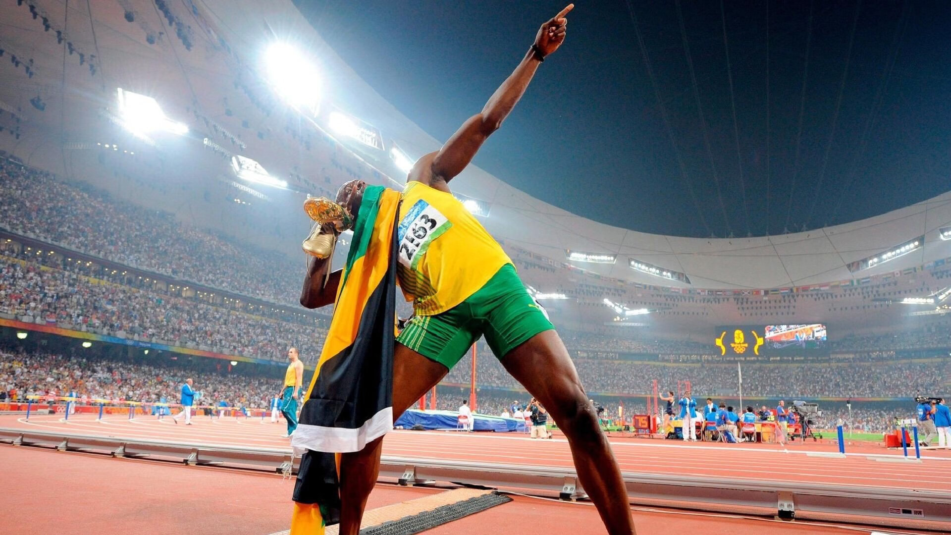 压哨绝杀!阿森纳战术新章,莱奥攻防转换核心铸就牙买加奇迹