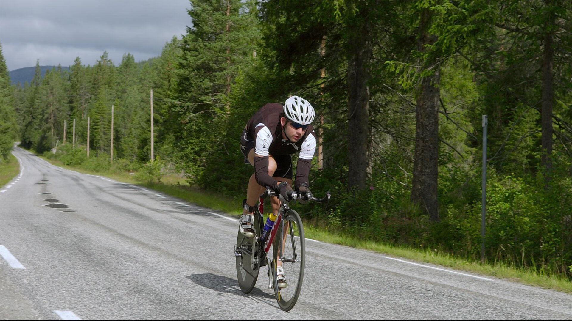 鏖战之夜，韩国队绝境求生，辛杜扛起全队的孤勇与荣光